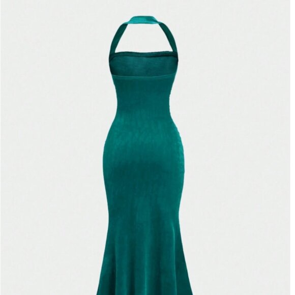 Emerald Green Velvet Halter Mermaid Dress – Ruched Bodycon Formal Gown - Picture 7 of 12
